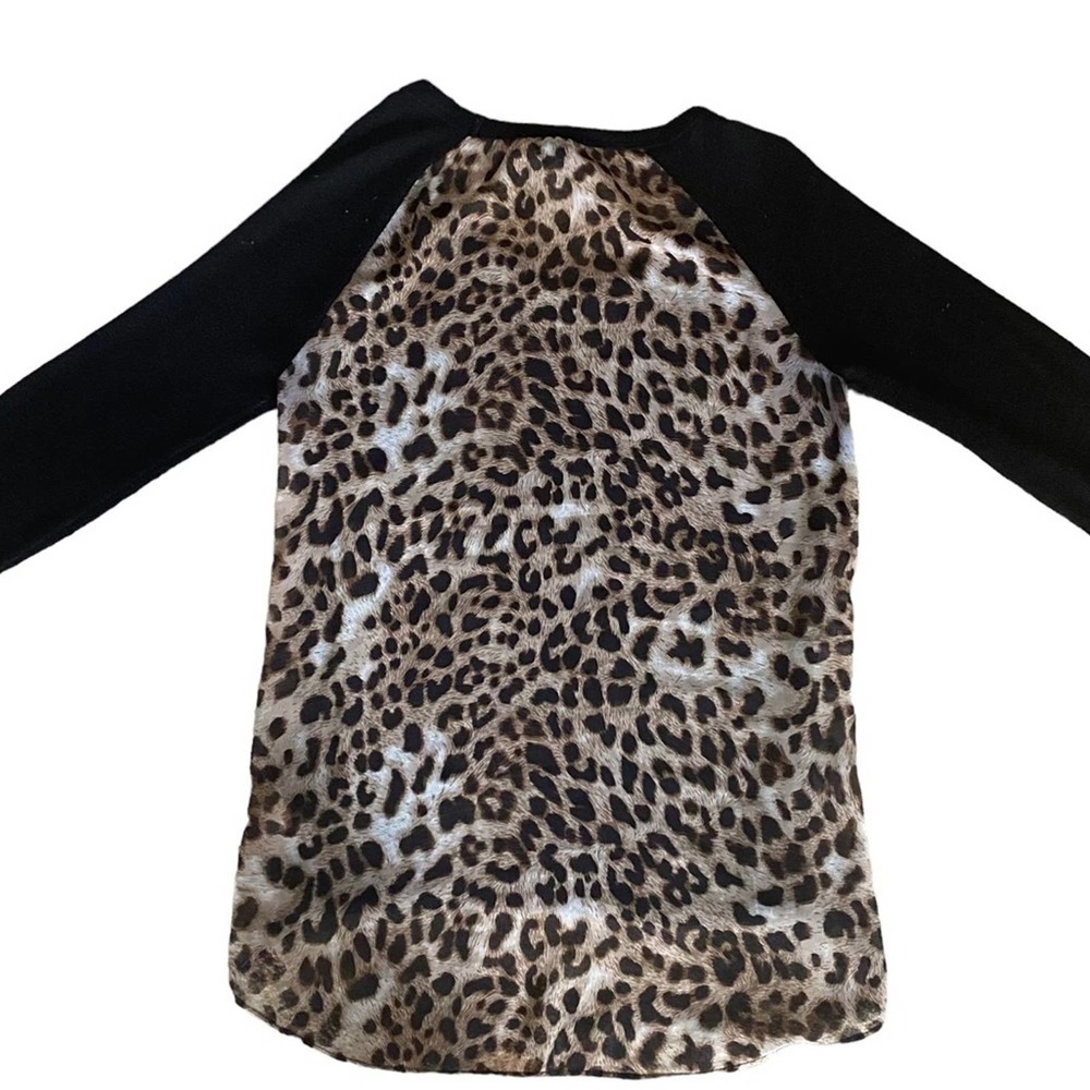 Women’s Signature Studio Size Medium Cheetah Boutique Top Sheer Back - Picture 4 of 6